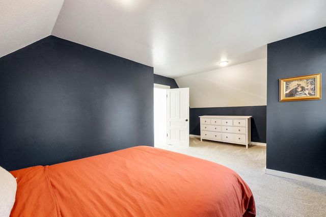 32266 Virgo Street NE, North Branch, MN 55056