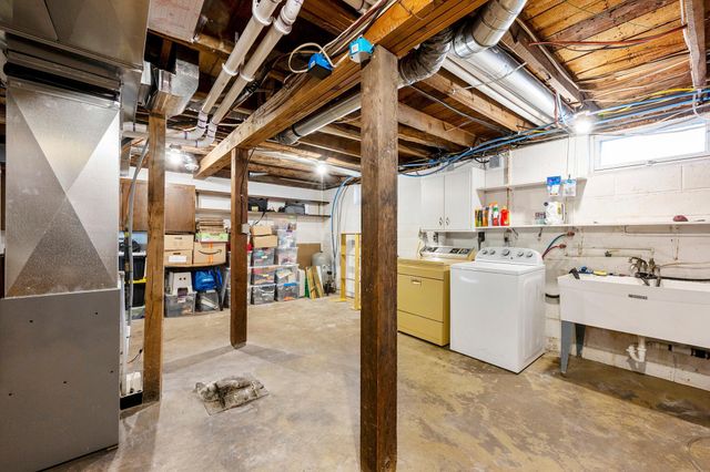 32266 Virgo Street NE, North Branch, MN 55056