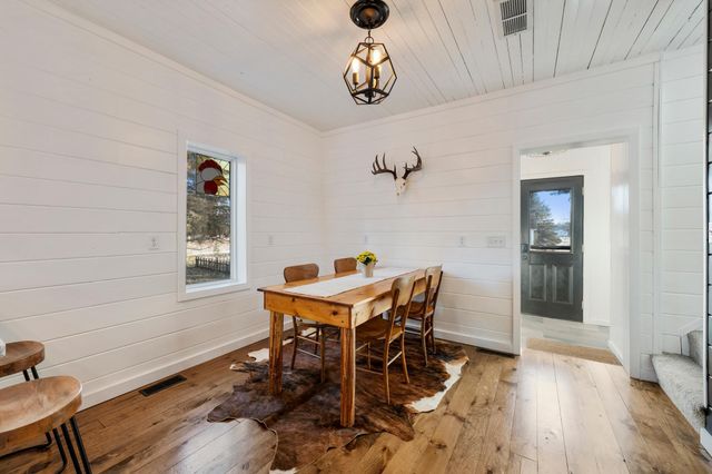 32266 Virgo Street NE, North Branch, MN 55056