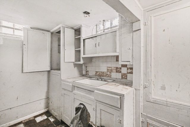 8304 Robson Street, Detroit City, MI 48228