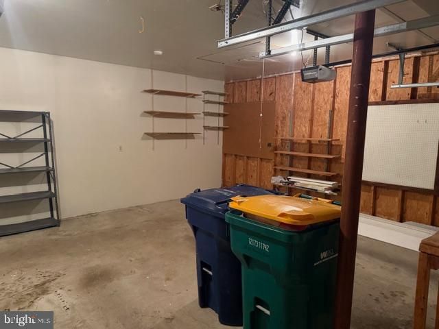 3101 DANIEL DR, Reading, PA 19608