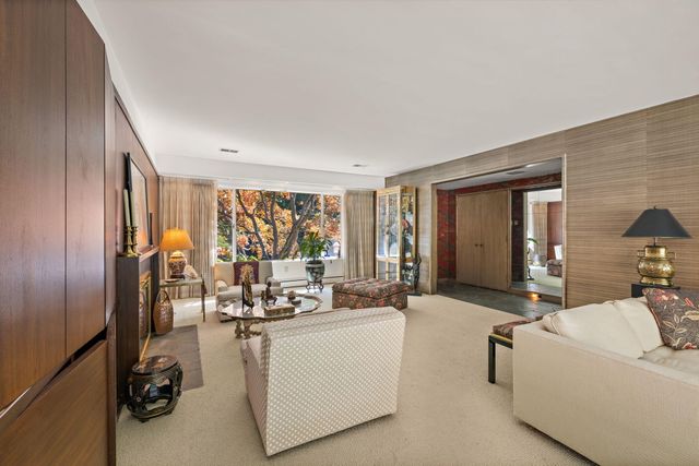 375 Woodlawn Avenue, Grand Haven City, MI 49417