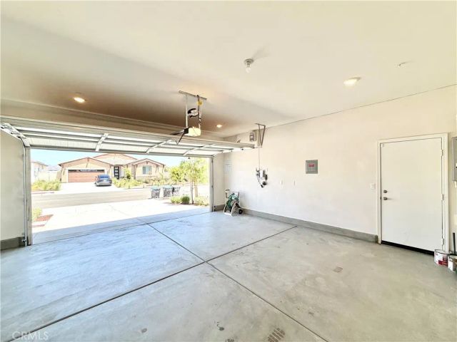 32463 Mckiernan Lane, Menifee, CA 92596
