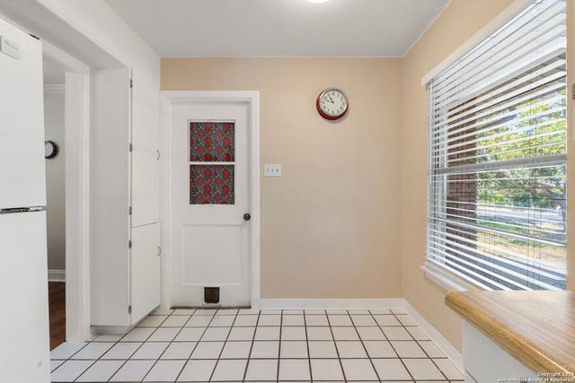 346 Sandalwood Ln., San Antonio, TX 78216