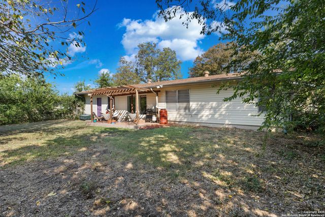 346 Sandalwood Ln., San Antonio, TX 78216