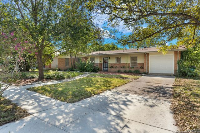 346 Sandalwood Ln., San Antonio, TX 78216