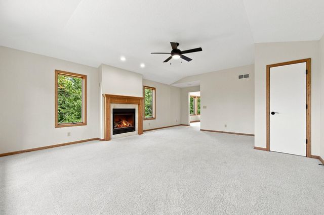 195 S Medina Street, Loretto, MN 55357