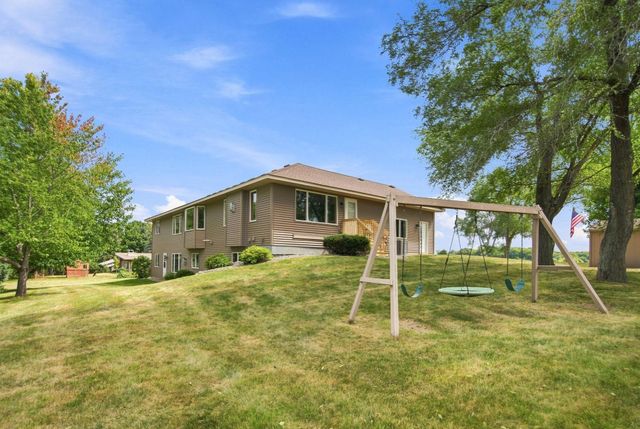195 S Medina Street, Loretto, MN 55357