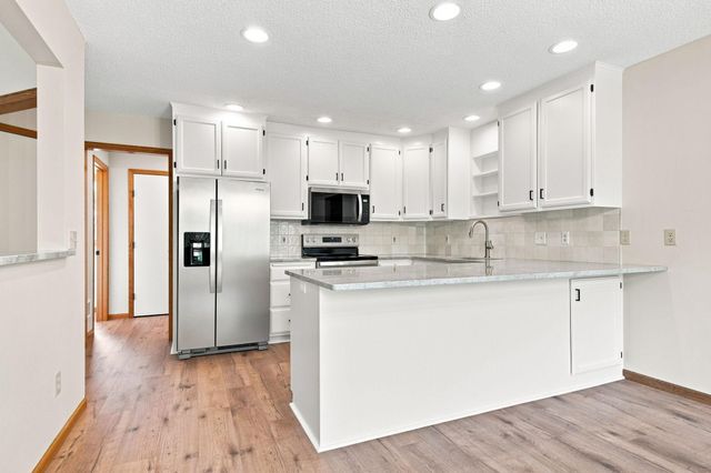 195 S Medina Street, Loretto, MN 55357