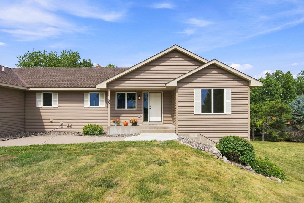 195 S Medina Street, Loretto, MN 55357 — photo 2