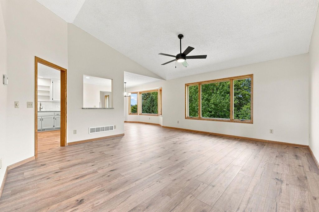 195 S Medina Street, Loretto, MN 55357 — photo 5