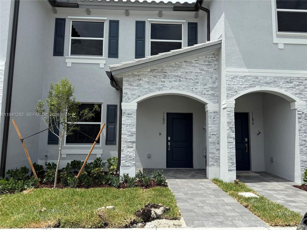 1182 SE 1st Ter 0, Florida City, FL 33034