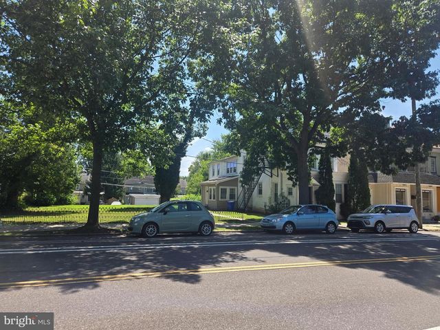 870 E HIGH ST, Pottstown, PA 19464