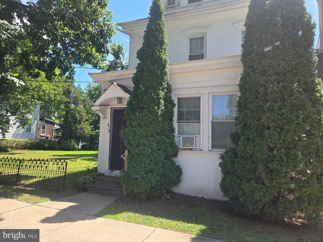 870 E HIGH ST, Pottstown, PA 19464