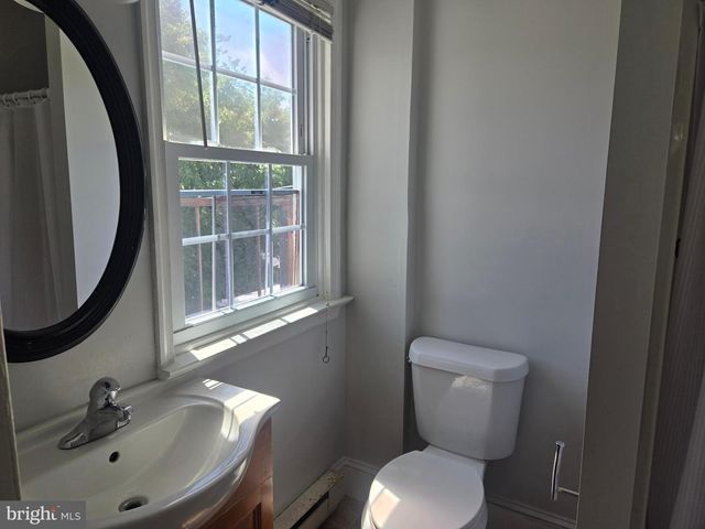870 E HIGH ST, Pottstown, PA 19464