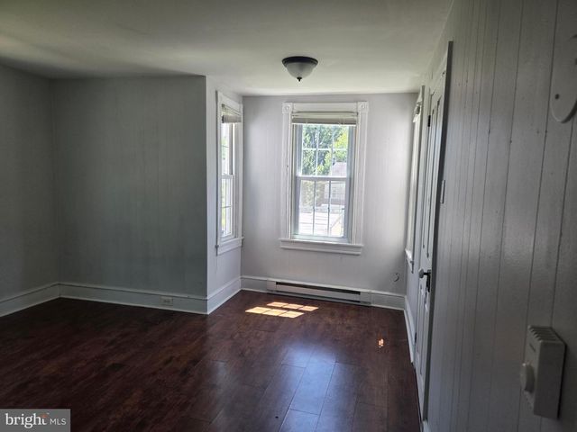 870 E HIGH ST, Pottstown, PA 19464