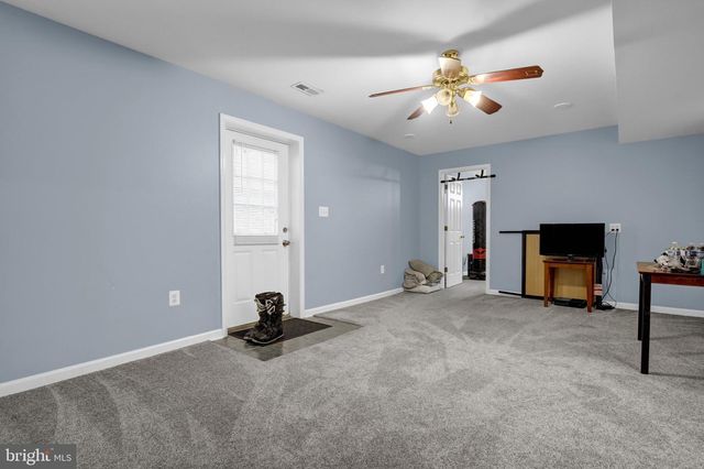 10217 SPRING CREEK DR, Spotsylvania, VA 22553