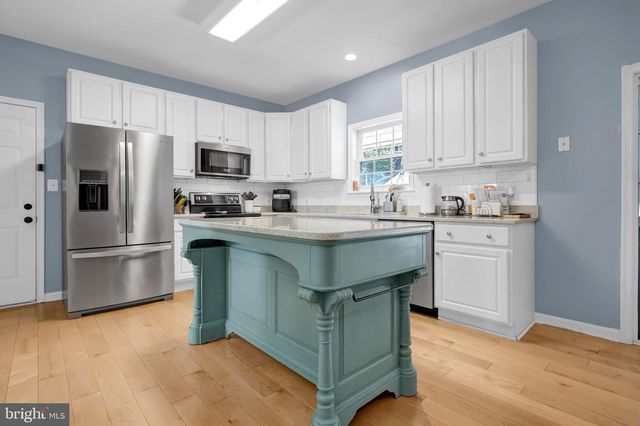 10217 SPRING CREEK DR, Spotsylvania, VA 22553