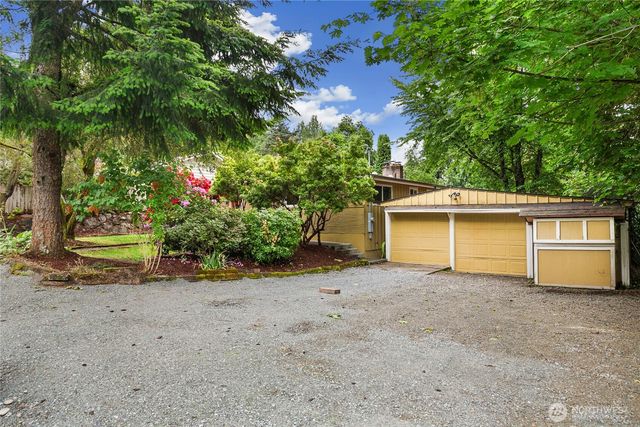 3815 NE 113th Street, Seattle, WA 98125