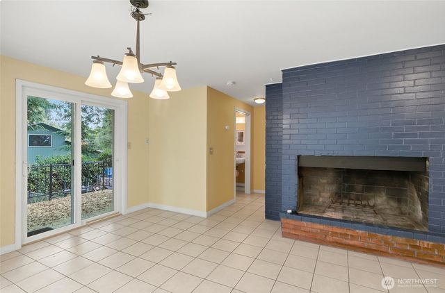 3815 NE 113th Street, Seattle, WA 98125