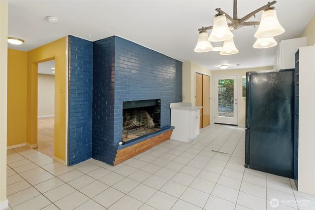 3815 NE 113th Street, Seattle, WA 98125