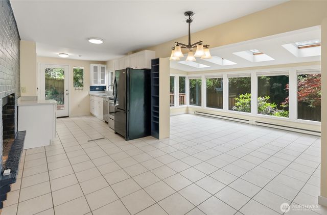 3815 NE 113th Street, Seattle, WA 98125