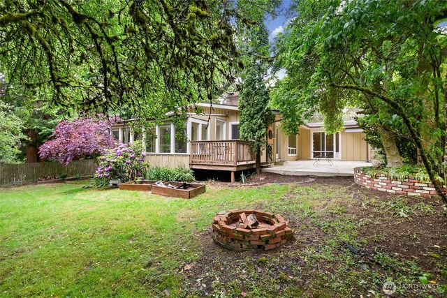 3815 NE 113th Street, Seattle, WA 98125
