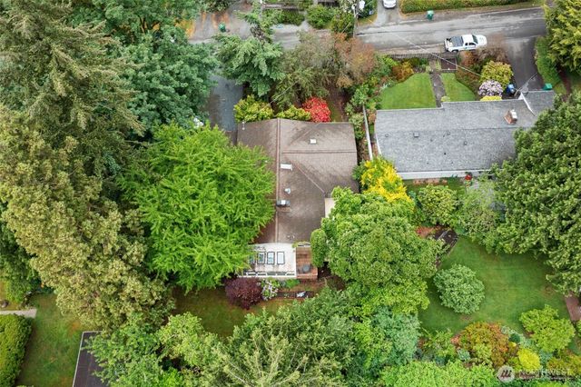 3815 NE 113th Street, Seattle, WA 98125