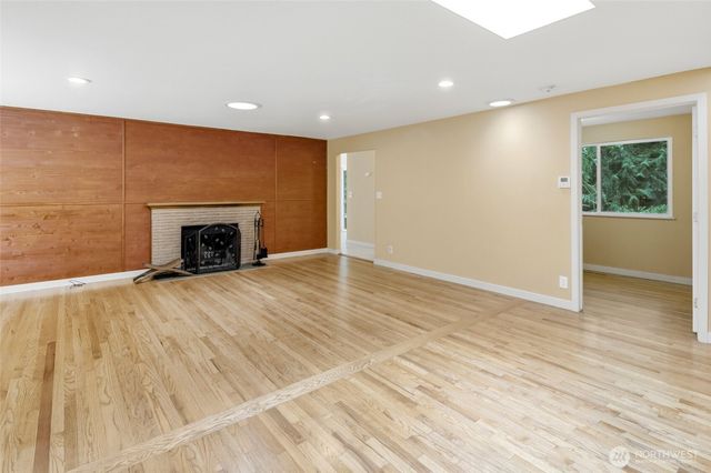 3815 NE 113th Street, Seattle, WA 98125