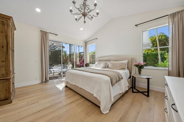 6667 NW 25th Avenue, Boca Raton, FL 33496