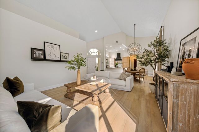 6667 NW 25th Avenue, Boca Raton, FL 33496