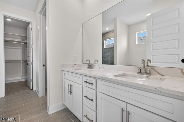 2632 SW 10th AVE, Cape Coral, FL 33914