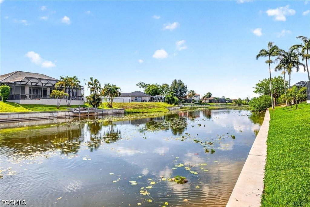 2632 SW 10th AVE, Cape Coral, FL 33914