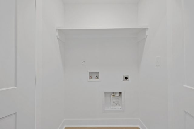 41 W High St Apt D7, Clarksville, TN 37040