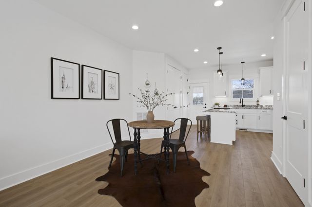 41 W High St Apt D7, Clarksville, TN 37040