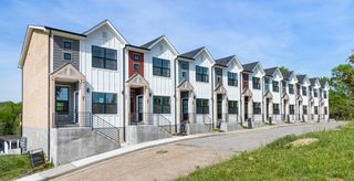 41 W High St Apt D7, Clarksville, TN 37040