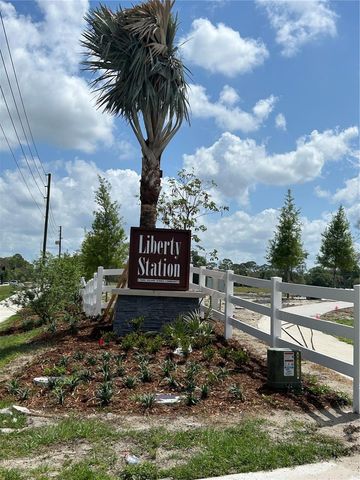 243 FREDERICKSBURG AVENUE, Orange City, FL 32763