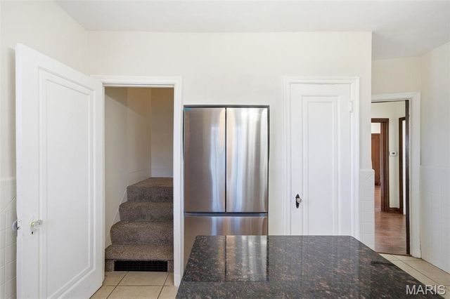 8925 Eden Avenue, St Louis, MO 63123