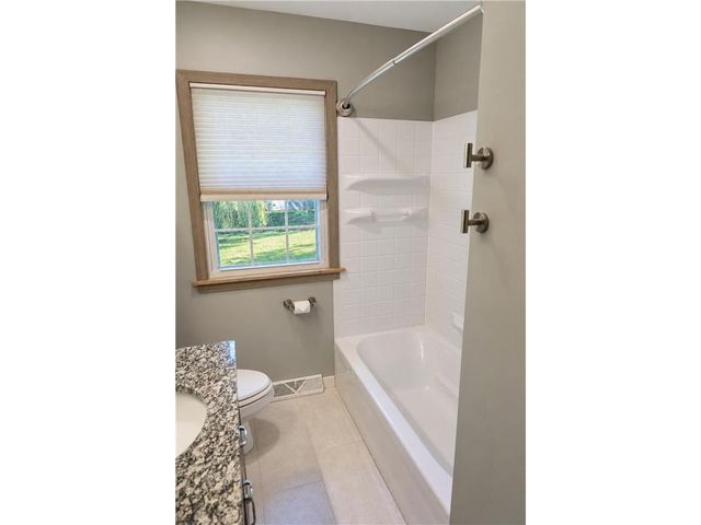 439 N 8th Street, River Falls, WI 54022