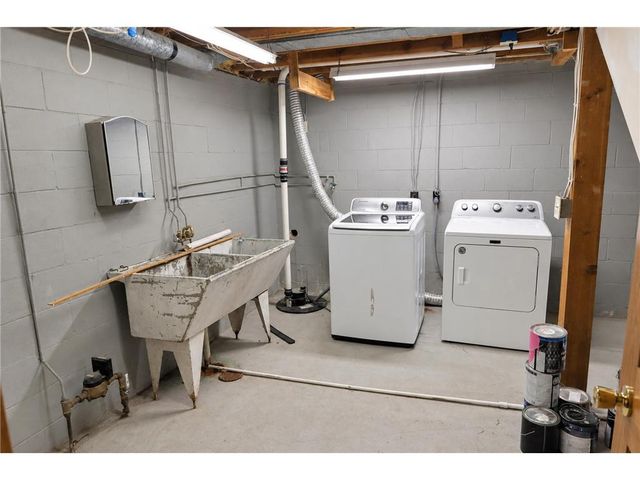 439 N 8th Street, River Falls, WI 54022