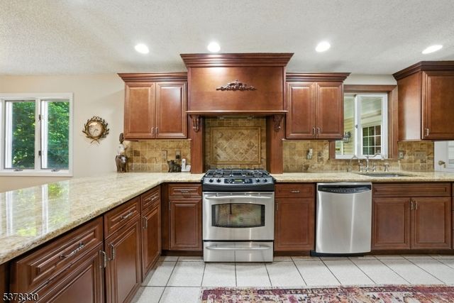 511 Burlington Rd, Freehold Twp., NJ 07728