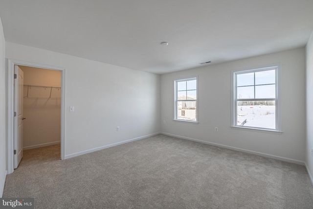 497 BAYBERRY LN, Zion Crossroads, VA 22942