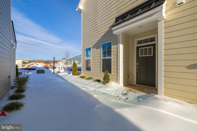 497 BAYBERRY LN, Zion Crossroads, VA 22942