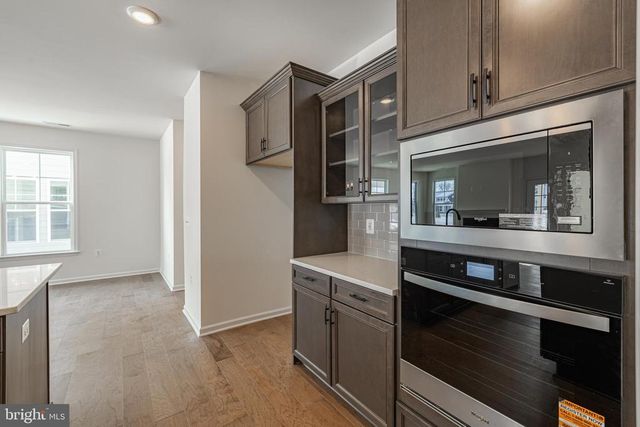 497 BAYBERRY LN, Zion Crossroads, VA 22942