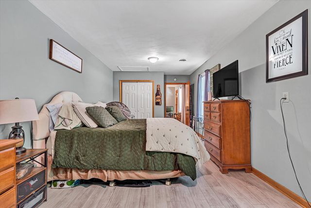 6029 Twelve Oclock Knob RD, Roanoke, VA 24018