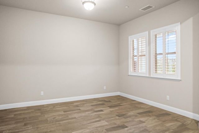 2941 Loyola Avenue, Clovis, CA 93619