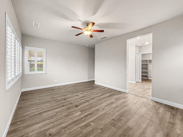 2941 Loyola Avenue, Clovis, CA 93619