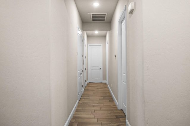 2941 Loyola Avenue, Clovis, CA 93619