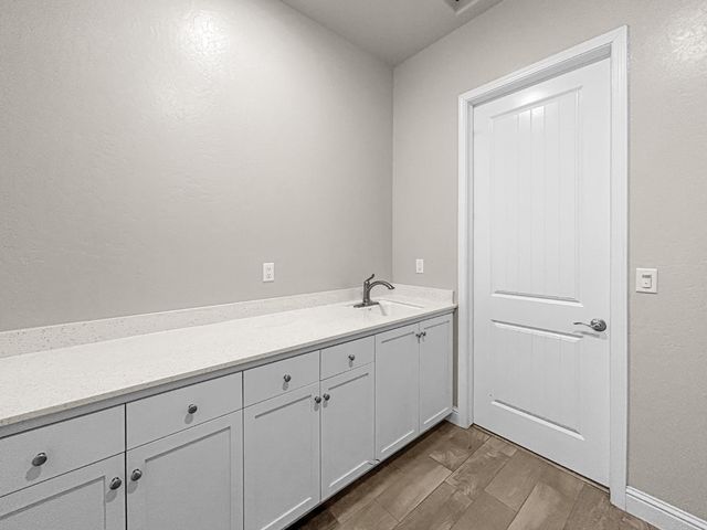 2941 Loyola Avenue, Clovis, CA 93619