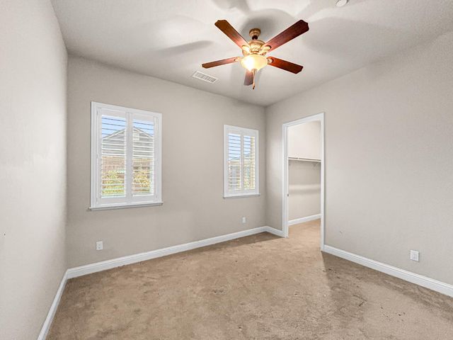 2941 Loyola Avenue, Clovis, CA 93619